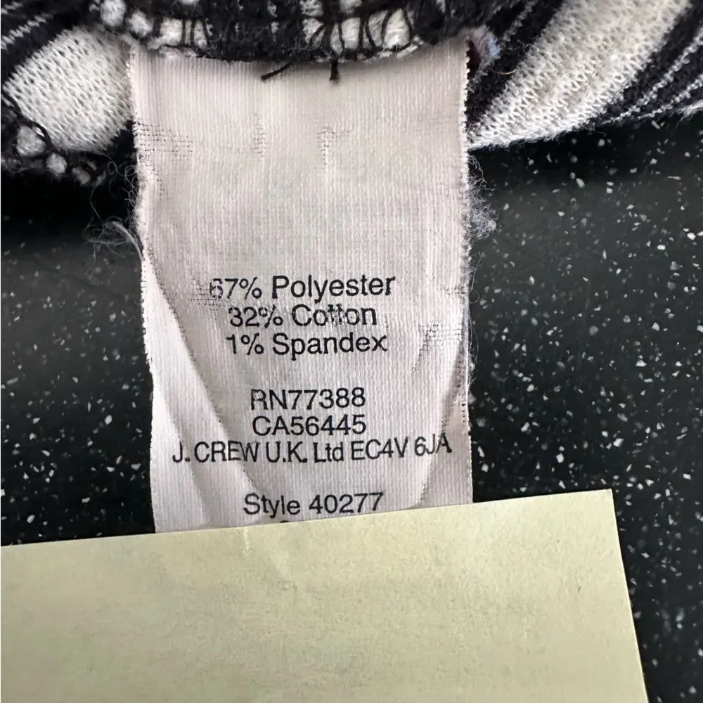 Madewell Black and White Striped Front Pocket Knit Top/Blouse Size M - Picture 6 of 7